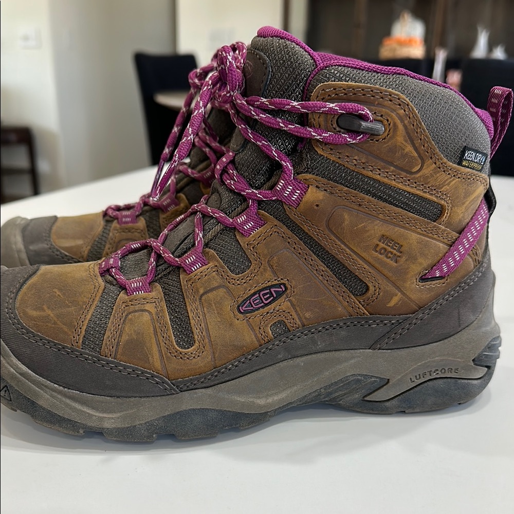 KEEN Women’s Brown and Pink Hiking Boots